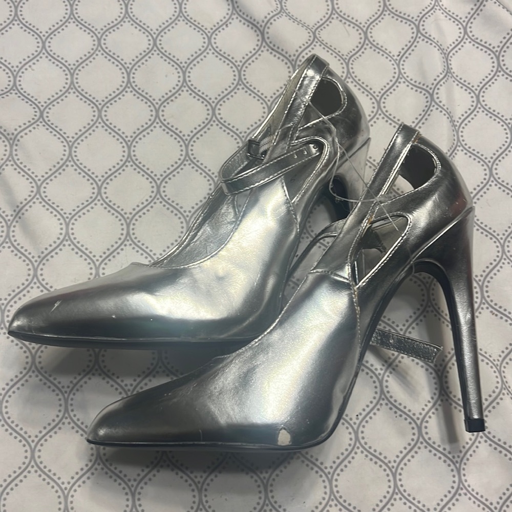 Qupid Womens Heels Size 5.5 New